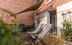 Ardenne Bnb Gite Urbain Avec Terrasse